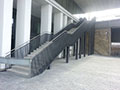 Stahltreppe mit Betonstufen an Bürogebäude HH1 Berlin 1